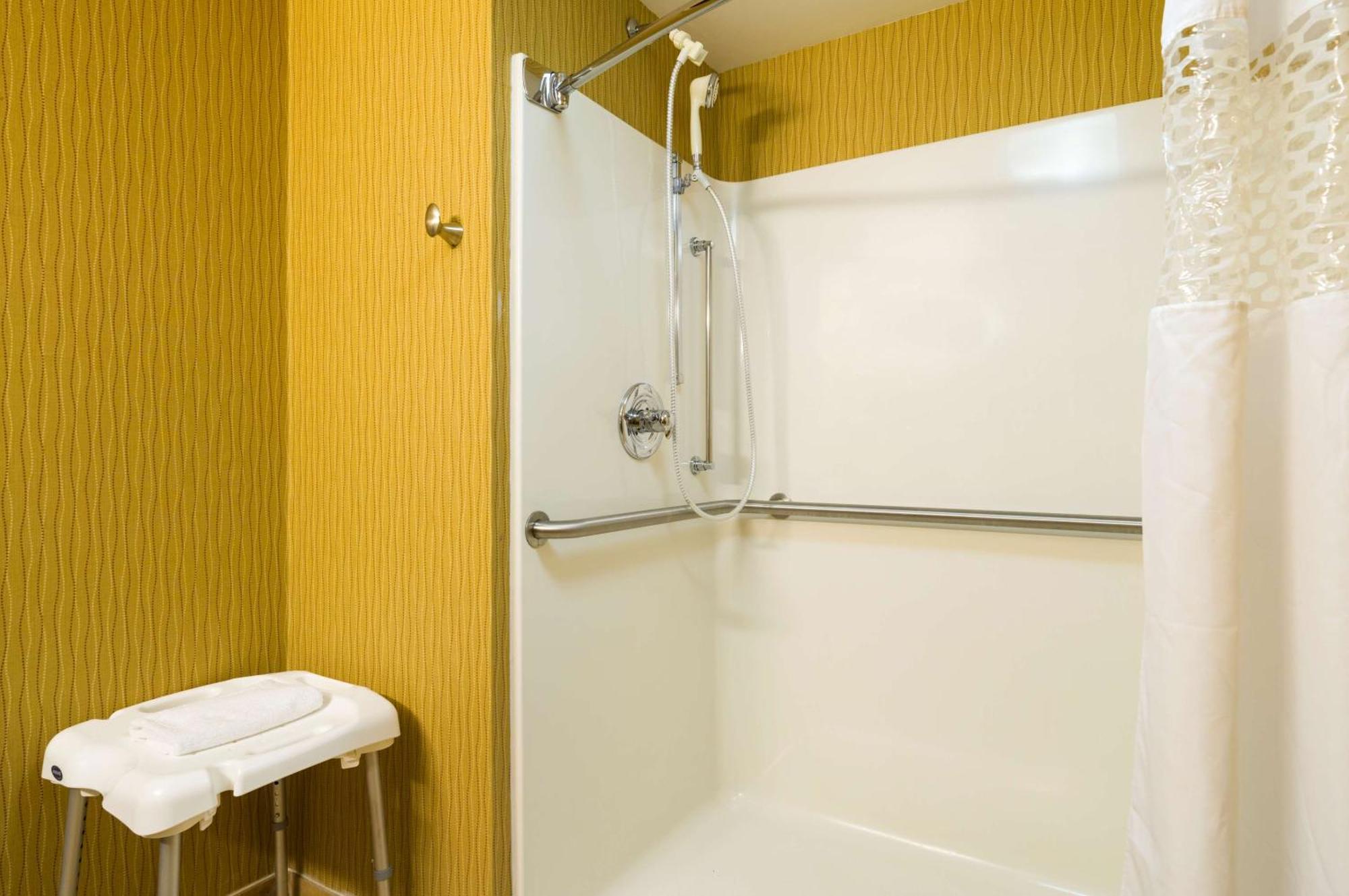 Hampton Inn Danville Eksteriør billede