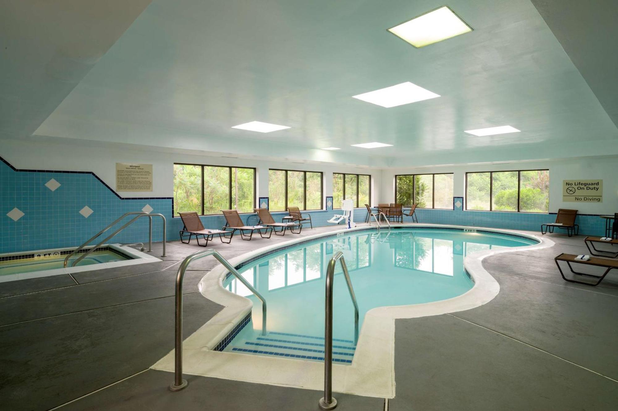 Hampton Inn Danville Eksteriør billede